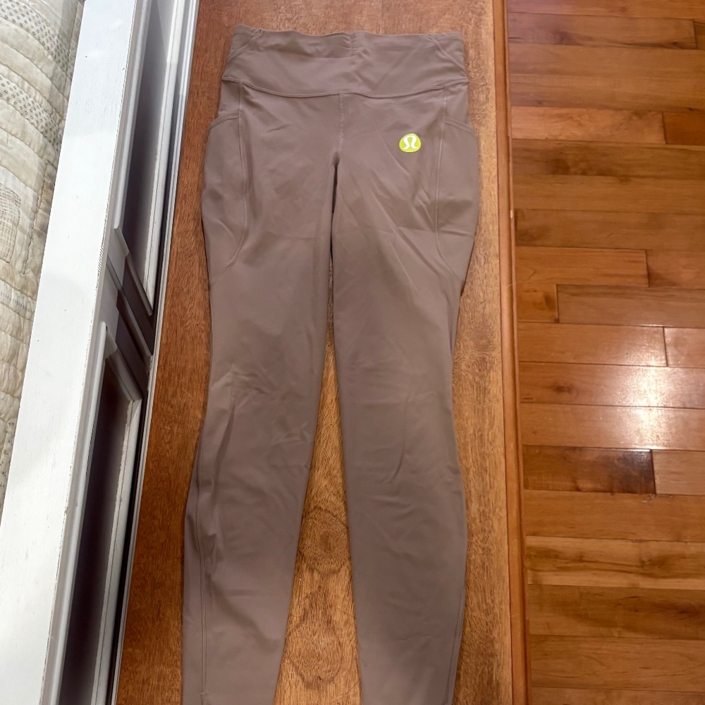 Lululemon Fast and Free pocket tight 28” pocket *Go There” Taupetastic